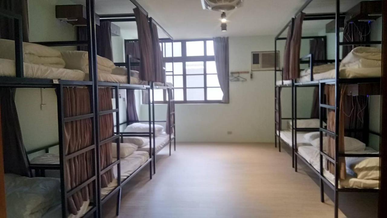 Auberge de jeunesse 想巷背包客棧 à Hsinchu Extérieur photo